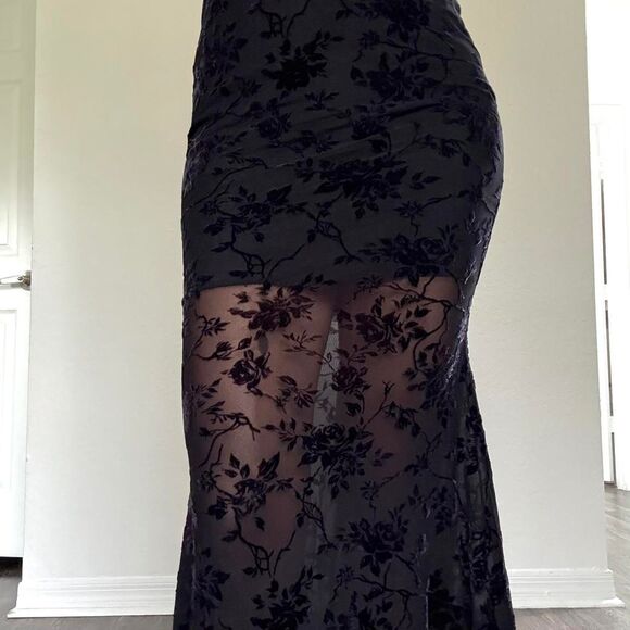 Papaya black velvet burnout maxi dress - Picture 2 of 8